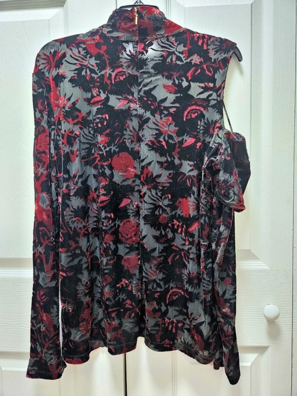Donna Karan Burnout Floral Cold Shoulder Tunic Velvet Black & Red Size Large EU - Picture 2 of 7